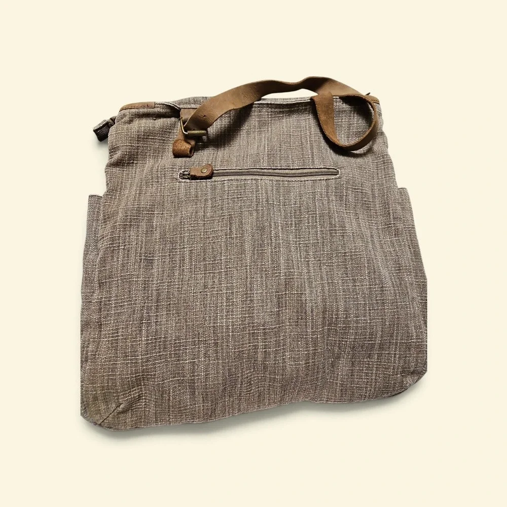 Brown Woven Boho Tote Bag Owl Keychain Multi Pocket Shoulder Bag Green Lining